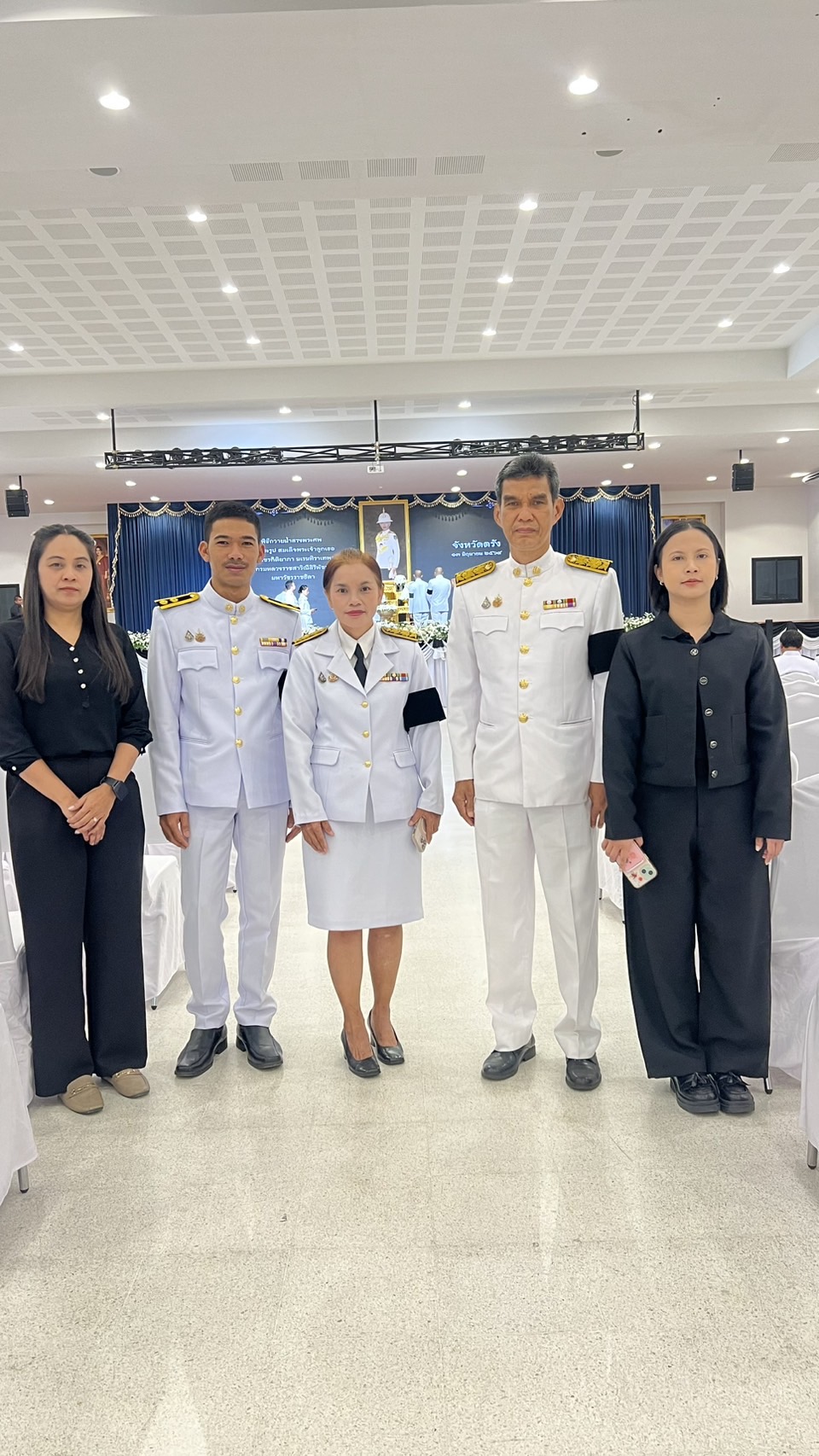title - ส.ป.ก.ตรัง ร่วมประกอบพิธีถวายน้ำสรงพระศพหน้าพระรูป สมเด็จพระเจ้าลูกเธอ เจ้าฟ้าพัชรกิติยาภา นเรนทิราเทพยวดี กรมหลวงราชสาริณีสิริพัชร มหาวัชรราชธิดา เพื่อน้อมเกล้าน้อมกระหม่อมส่งเสด็จสู่สวรรคาลัย